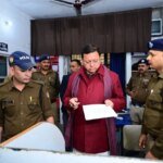 सीएम धामी का डालनवाला थाने पर औचक निरीक्षण: थानेदार अनुपस्थित मिले, तत्काल लाइन हाजिर