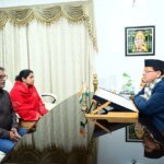 मुख्यमंत्री पुष्कर सिंह धामी से दिवंगत वरिष्ठ पत्रकार पंकज मिश्रा की पत्नी ने की भेंट, हरसंभव सहयोग का आश्वासन