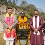 मुख्यमंत्री धामी ने लेखक गाँव में अटल स्मृति व्याख्यान माला–2025 में किया प्रतिभाग, अटल प्रेक्षागृह का लोकार्पण