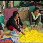 लोकल फॉर वोकल अभियान से सशक्त हो रहीं ग्रामीण महिलाएं, रुद्रप्रयाग में स्वयं सहायता समूहों द्वारा तैयार किए जा रहे प्राकृतिक हर्बल रंग