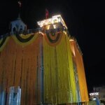 नरसिंह जयंती पर सजा ज्योतिर्मठ का ऐतिहासिक मंदिर, 25 क्विंटल फूलों से हुआ भव्य श्रृंगार