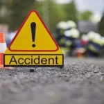 पैनीबैंड के पास टेंपो ट्रैवलर पलटा, महिला यात्री की मौत