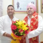 कैबिनेट मंत्री राम सिंह कैड़ा ने श्री दरबार साहिब में मत्था टेककर लिया आशीर्वाद, श्रीमहंत देवेन्द्र दास जी महाराज से की शिष्टाचार भेंट, कुमाऊँ में एसजीआरआर ग्रुप के शिक्षा एवं स्वास्थ्य संस्थानों के विस्तार का दिया सुझाव