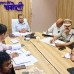 राष्ट्रीय राजमार्गों से अतिक्रमण हटाने को अभियान चलाने के निर्देश, सड़क सुरक्षा उपायों में भी लाई जाए तेजी – डीएम गौरव कुमार