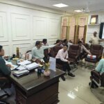 धामी सरकार में राज्य संपत्तियों के विकास को रफ्तार, टिहरी हाउस में 28 बहुमंजिला आवासों का निर्माण, नवी मुंबई के वाशी और हल्द्वानी की योजनाओं की समीक्षा, सचिव आवास डॉ. आर. राजेश कुमार के निर्देश – निर्माण कार्यों में गुणवत्ता, लागत नियंत्रण और समयबद्धता सर्वोच्च प्राथमिकता