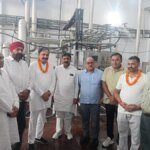 किसान आयोग उपाध्यक्ष ने 20 हजार लीटर क्षमता वाली दुग्धशाला का किया निरीक्षण